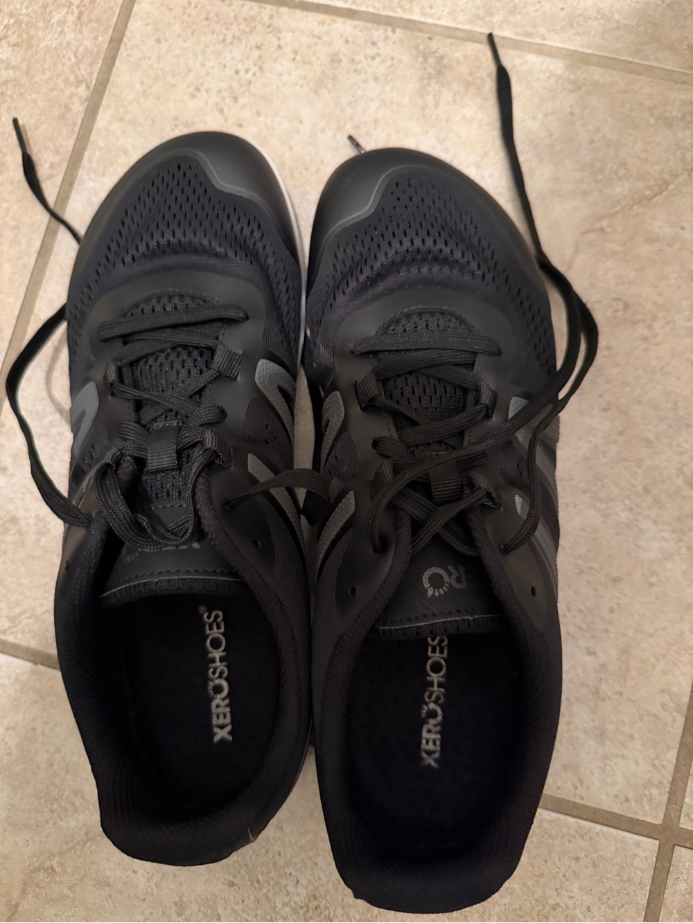 Xero hfs original shoes size 10 black/white